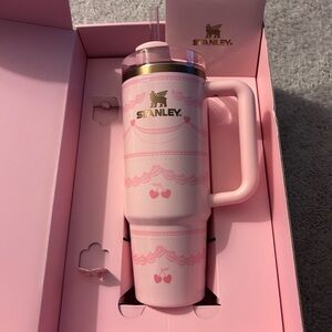 Stanley pink velvet cake 30oz tumbler - Valentine’s Day 2026 limited edition